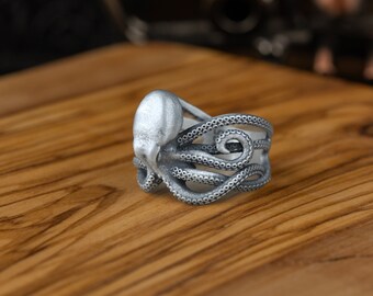 BySilverStone Jewelry Anillo De Plata Oxidada Pulpo Para Hombre