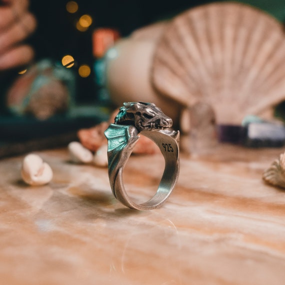 HOT Mens Fantasy Rings Gold Men's Wedding Bands Mens - Main Image