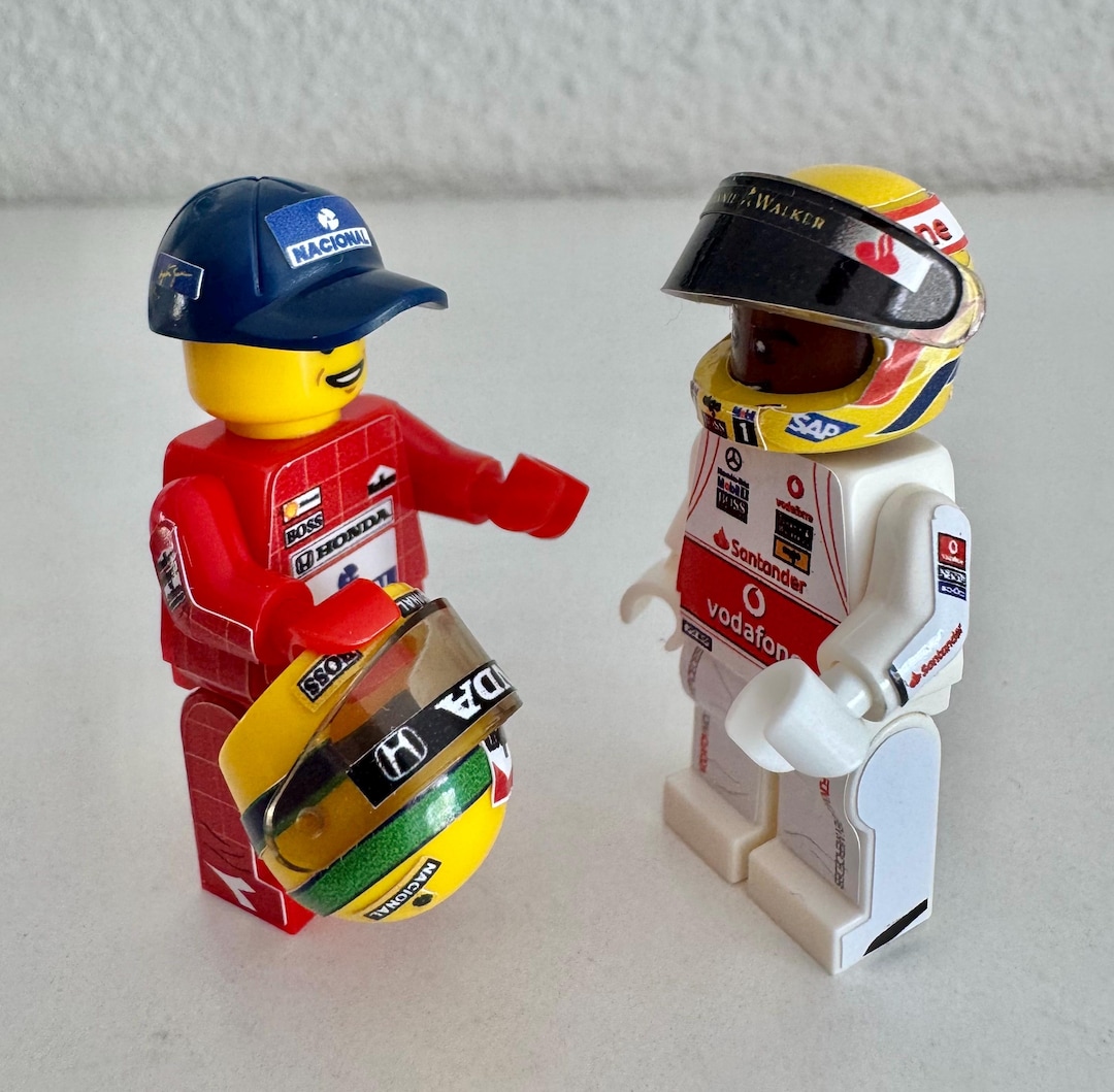ケース付き アイルトン・セナ 陶器製ヘルメット置物 灰皿 【公式通販】