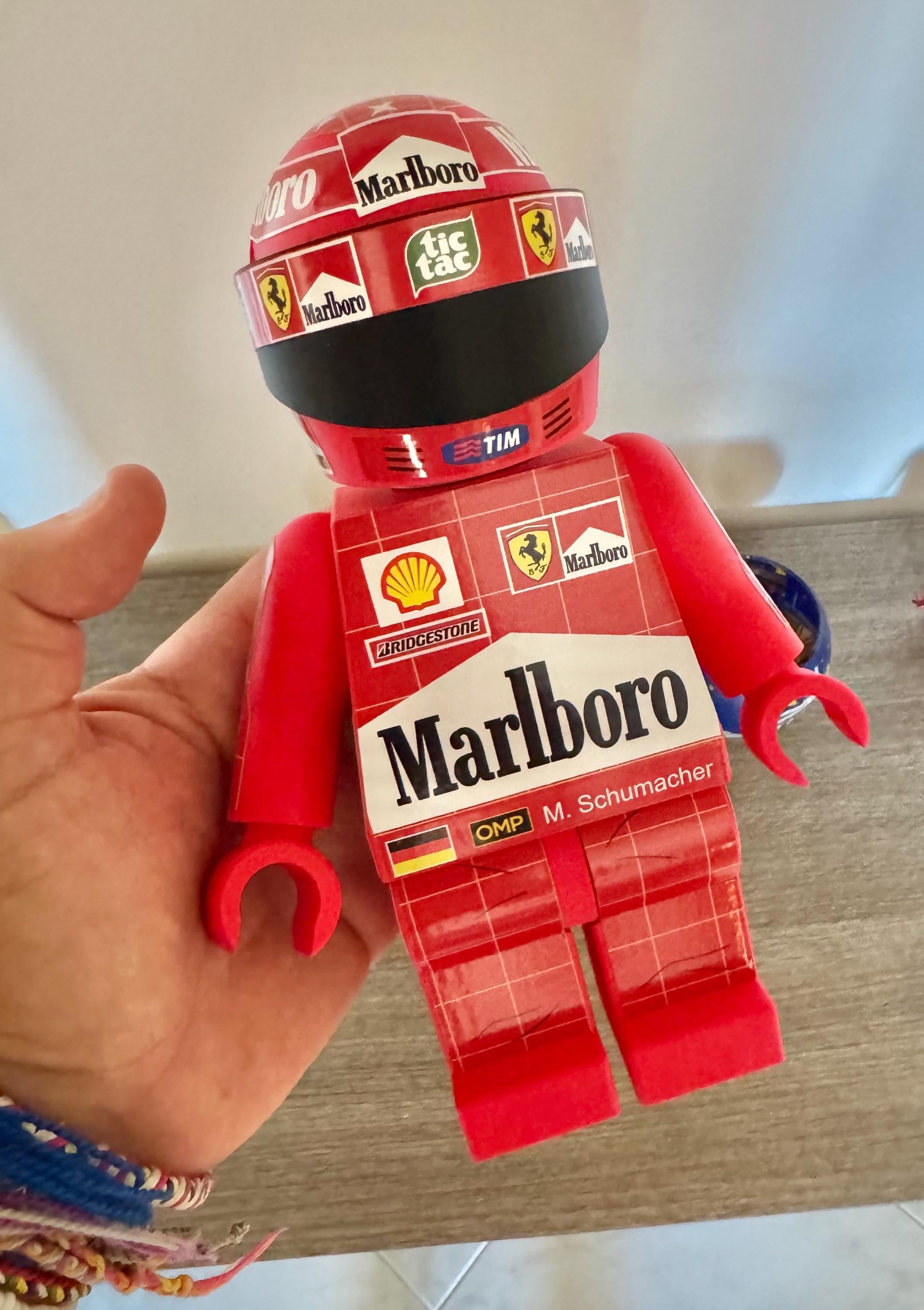 F1 Figure Minifigure XXL Michael Schumacher 2000 Ferrari World