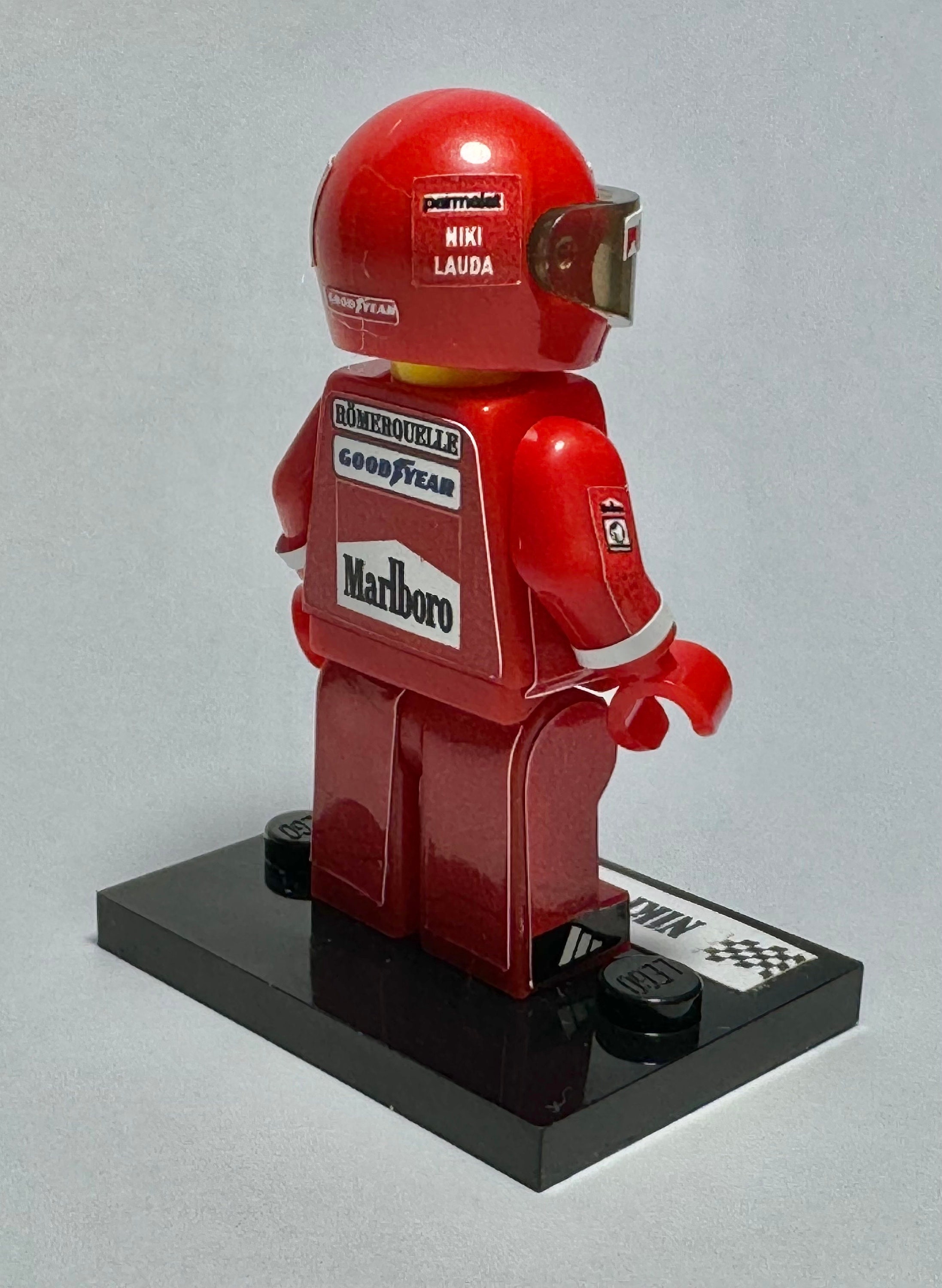 Set 2 X Lauda Vettel Ferrari Helmet and Tribute F1 Formula Grand