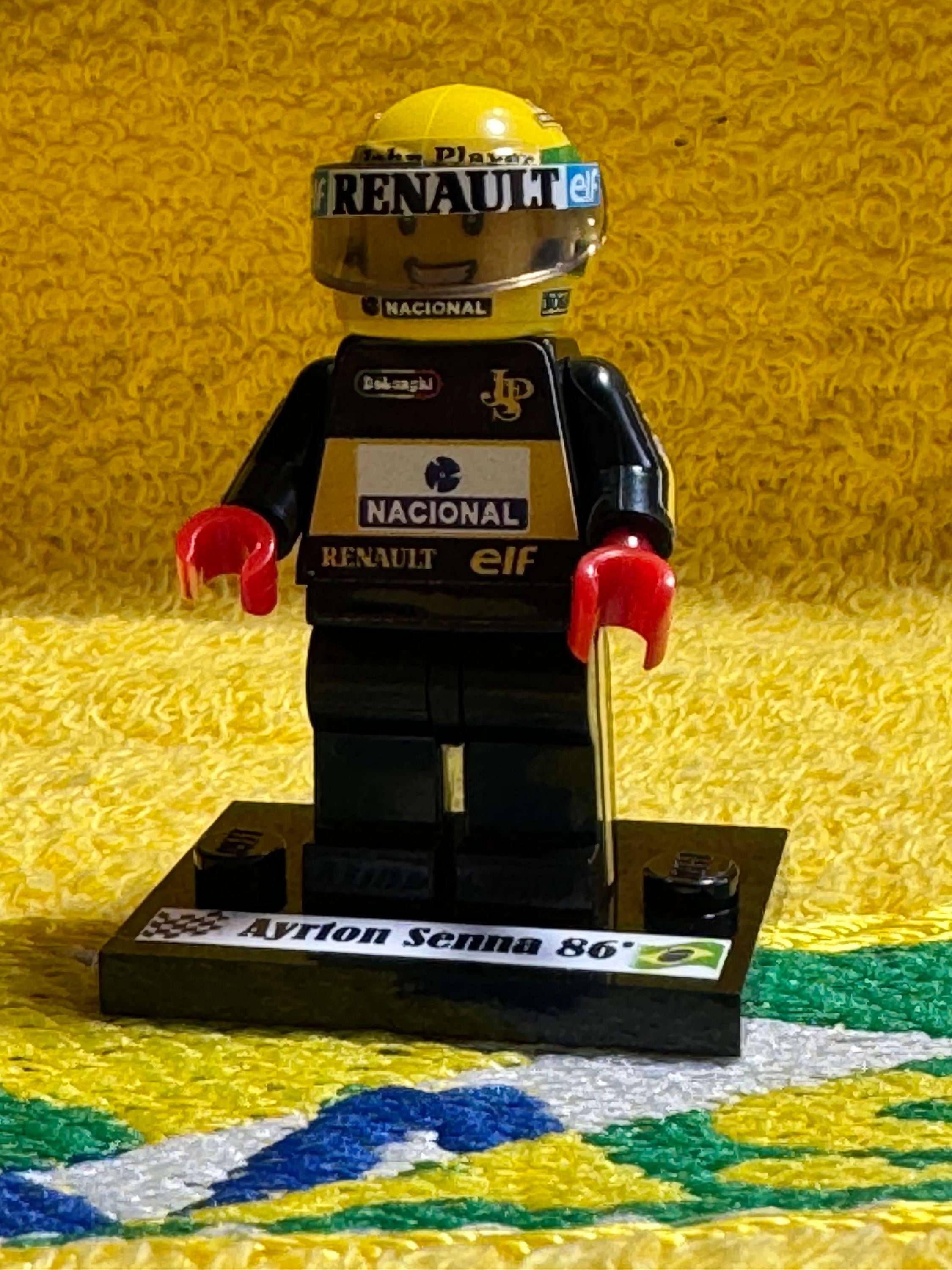 Ayrton Senna Lotus 97T Black F1 Formula 1 Grand Prix Pilot Figure