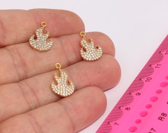 10 x 17 mm 24 kt glanzende gouden vlambedels, CZ Fire-armbandbedels, vlamhanger, vuurhangerketting MBGBRT897