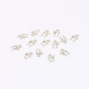 6x9mm Rhodium überzogener Pi-Buchstabe, Beta-Buchstabe, griechische Buchstaben, Phi-Beta-Schmuck, Pi-Symbol, griechisches Alphabet, versilbertes Zubehör, MBGCHK158-1