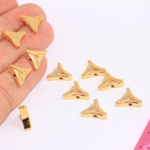 11mm 24k Shiny Gold Shark Teeth Beads, Shark Charms, Sea Animals, Shark Teeth Pendant, Necklace Charms, Gold Plated Findings, MBGSLM11