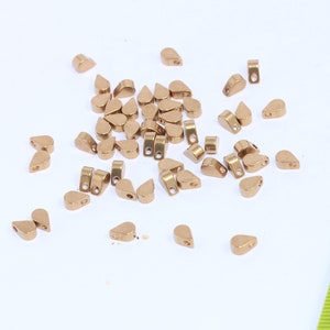 4x6mm Raw Brass Drop Charms, Mini Drop Pendant, Teardrop Beads, Bracelet Charms, Raw Brass Drop Beads, Raw Brass Findings, MBGCHK91-1