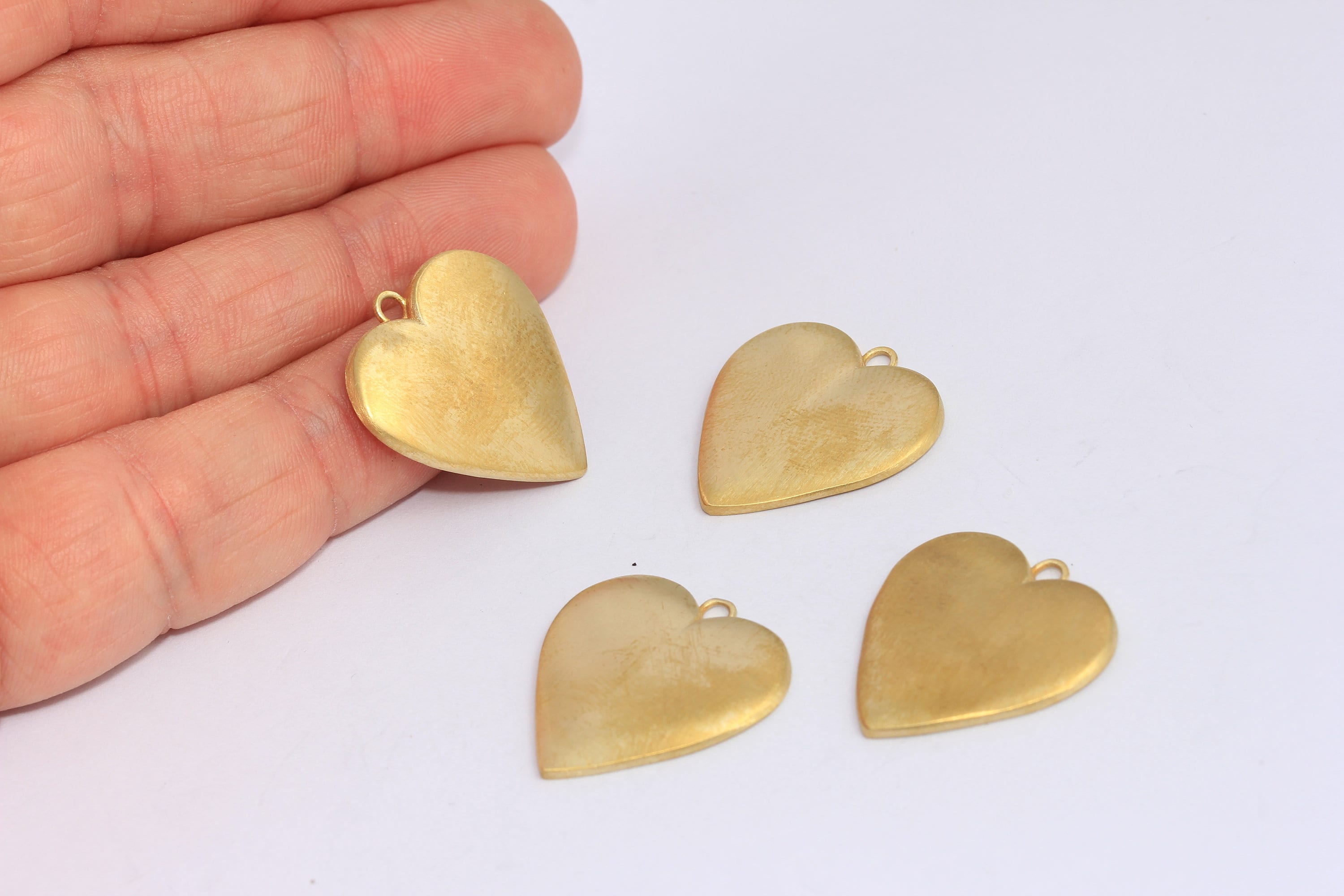 23mm Raw Brass Heart Disc, Heart Pendant, Heart Medallion Charms, Love Charms, Heart Charms, Heart Necklace, Raw Brass Findings, MBGCHK336-2