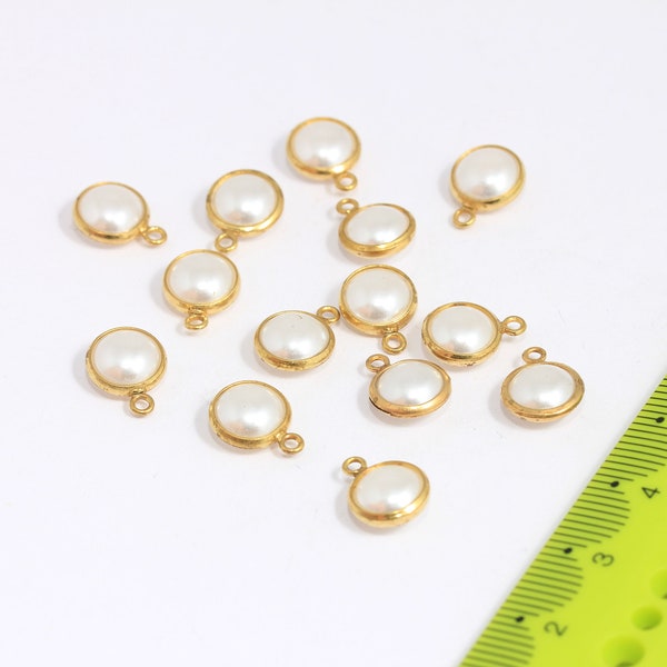 9x12mm Raw Brass Pearl Charms, Natural White Round Freshwater Pearls, Brass Framed Baroque Pearl Drop Beads, MBGAFG18