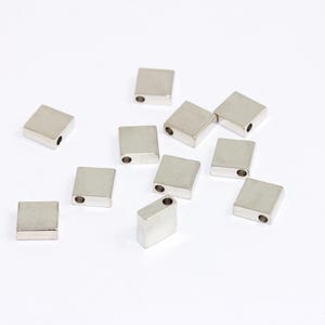 8mm Silver Plated Cube Beads, Spacer Beads, Geometric Beads, Flat Square Charms, Bracelet Beads, Silver Plated Findings, MBGBRT260