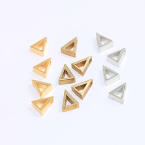 Cuentas de letras Delta de 7x9 mm, letra Beta, letras griegas de color opcionales, joyería Delta Beta, símbolo Delta, alfabeto griego, suministros de joyería, MBG