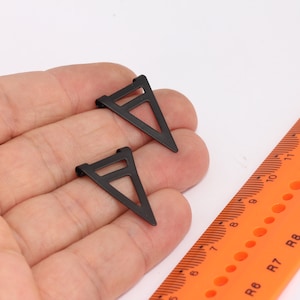 17x25mm Black Plated Triangle Charms, Triangle Connector,  Cut Out Triangle, Black Plated Findings, MBGETS40