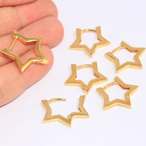 25mm 24k Shiny Gold Star Earrings, Gold Lever Back Earrings, Star Shaped Earrings, Gold Earring Clasps, Gold Plated Earrings, MBGMLS182