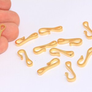 7,5 x 22 mm fiskkrok i 24k glänsande guld, fiskekrokhänge, fiskkrokberlocker, herrhalsband fiskehänge, herrsmycken, MBGBRT423