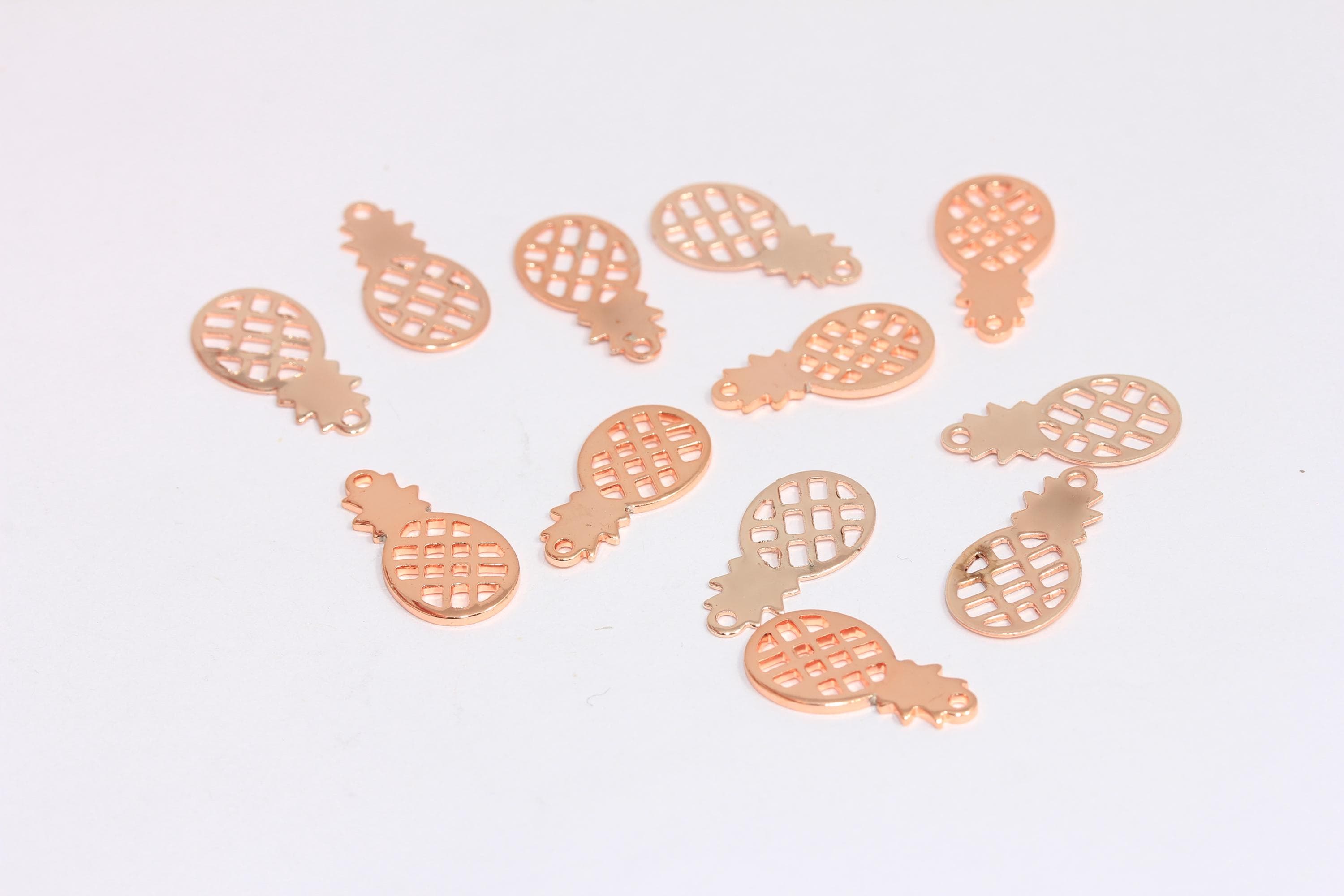 ●PINK PINEAPPLE● PINEAPPLE BEADS NECKLACERED m1037_1259205 Antique Pink Pineapple Bead, Venetian 1700's | Beadparadise.com