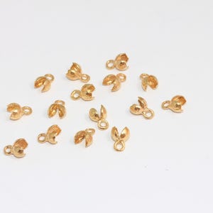 Krympändar i råmässing, passar 1,5-2 mm, snörändar, mussleformad pärlspets, kulkoppling, kedjekrympändar, mässingsdetaljer, MBGROSE377