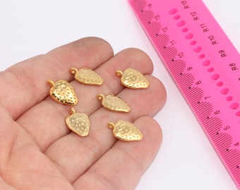 Encantos de fresa chapados en oro brillante de 24 k, encantos de fresa, colgante de fresa, cuentas de pulsera, encantos de frutas, hallazgos chapados en oro, MBGMLS73