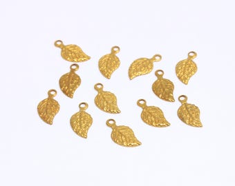 6,5x12mm Raw Brass Leaf Pendant, Brass Leaf Charms, Leaf Bracelet Beads, Filigree Charms, Vintage Charms, Raw Brass Findings, MBGFNL9