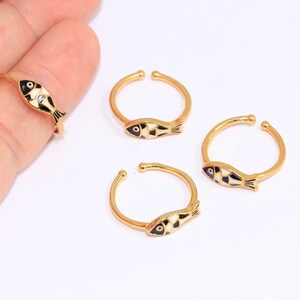 17-18 mm 24k glänzender Goldring, Schwarzer Emaille Fisch Ring, Verstellbarer Ring, Stapelringe, Fischring, Damenringe, Vergoldeter Ring, MBGSLM1033