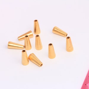 7 x 15 mm 24 kt mat gouden kraalkapjes, binnenmaat 6 mm, eindkapje koorduiteinde, kegelkraalkapje, eindkapjes kwastje, vergulde bevindingen, MBGBRT322