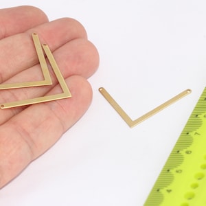 23x40mm Raw Brass Chevron Pendant, Chevron Blank, Zigzag Pendant, Triple Chevron Pendant, Raw Brass Findings,   MBGAE50