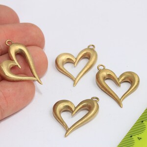 22mm Raw Brass Heart Charms, Heart Shaped Pendant, Heart Necklace Charms, Outline Heart Charm, Raw Brass Findings, MBGMTE139