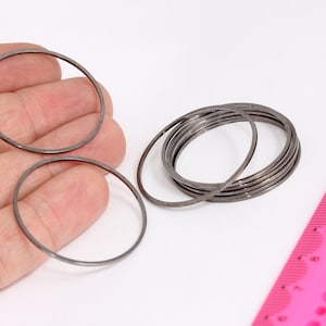 35mm Gunmetal Closed Ring, Connectors, Round Connector, Gunmetal Hoops, Circle Connectors, Circle Charms, Gunmetal Findings,    MBGMTE479