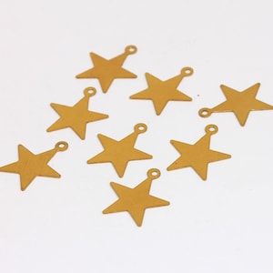 15mm Raw Brass Star Pendant, Star Disc Beads, Star Shaped Charms, Stamping Tag, Bracelet Charms, Raw Brass Findings, MBGFNL124