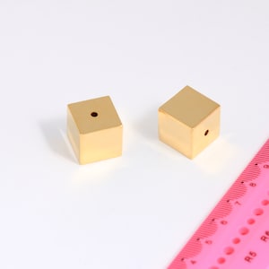 16mm 24k Shiny Gold Cube, Solid Cube Beads, Tube Beads, Large Cube Beads, Spacer Beads, Connector Beads, Gold Plated Findings,  MBGROSE163