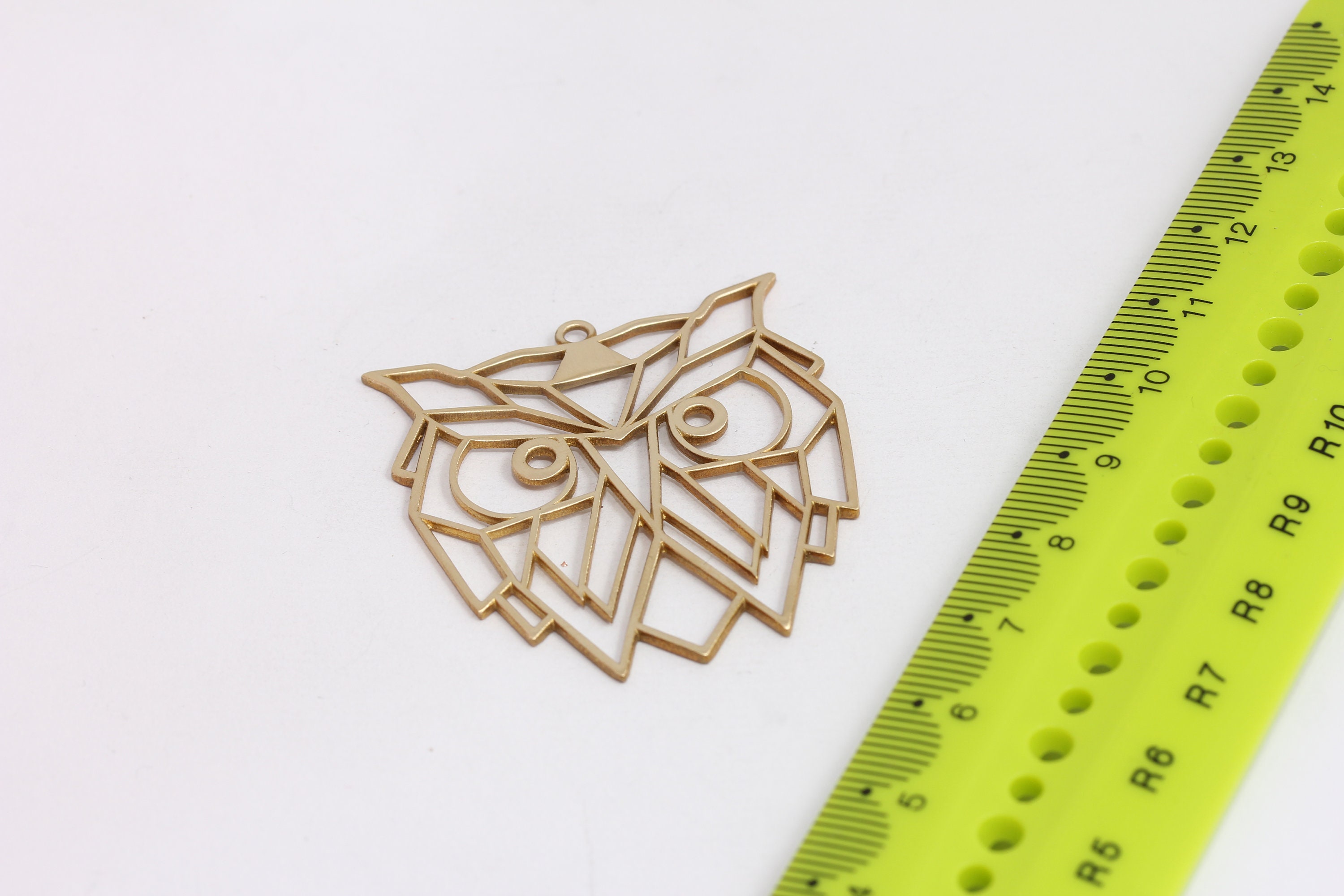 39x43mm Raw Brass Owl Pendant, Owl Necklace Charms, MBGCHK279