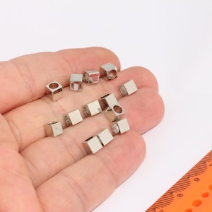 5mm Silver Plated Cube Beads, Spacer Beads, Cube Charms, Cube Bracelet Beads, Geometric Beads, Silver Plated Findings, MBGCR148