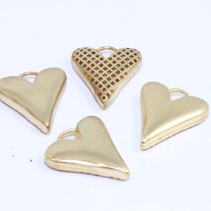 20x24mm Raw Brass Puffed Heart, Filigree Heart Pendant, Hollow Heart Necklace Charms, Puffed Heart Charm, Raw Brass Findings, MBGKPT71