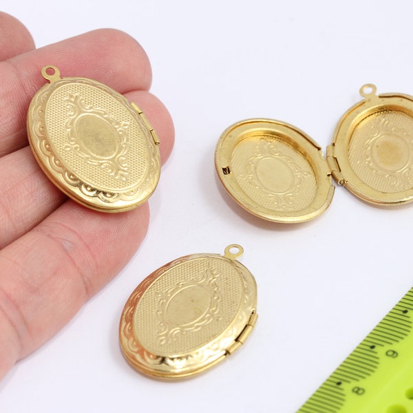 23,5x33mm Raw Brass Locket Frame, Engraved Locket, Vintage Locket, Cabochon Setting, Oval Locket Pendant, Raw Brass Findings,  MBGCHK137