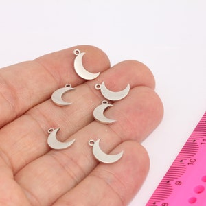 Antique Silver Moon Charms, Crescent Moon Charm, Dainty Necklace, Tiny Moon Charms, Charms, Silver Plated Findings, MBGMLS962