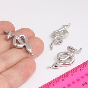 17x41mm Rhodium überzogene Schlange Anhänger, Schlange Halskette, Schlange Charms, Silber Schlange, Schlange Schmuck, Schlange Halskette Charms, MBGFRB144