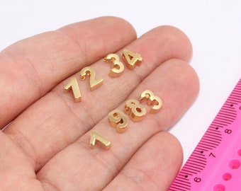 Numeri in oro lucido 24k 6x7mm, Ciondoli numerici, Perline numeriche, Ciondoli di compleanno, Ciondoli iniziali, Perline placcate oro, Ciondoli placcati oro, MBGHRF17