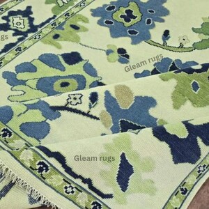 Handmade Turkish Oushak Rug: Contemporary Floral Medallion Wool Carpet