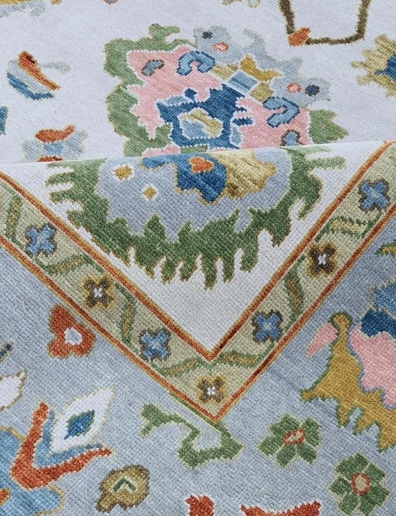 Hand-Knotted Oushak Rug: Grey Wool & Cotton, Turkish Style