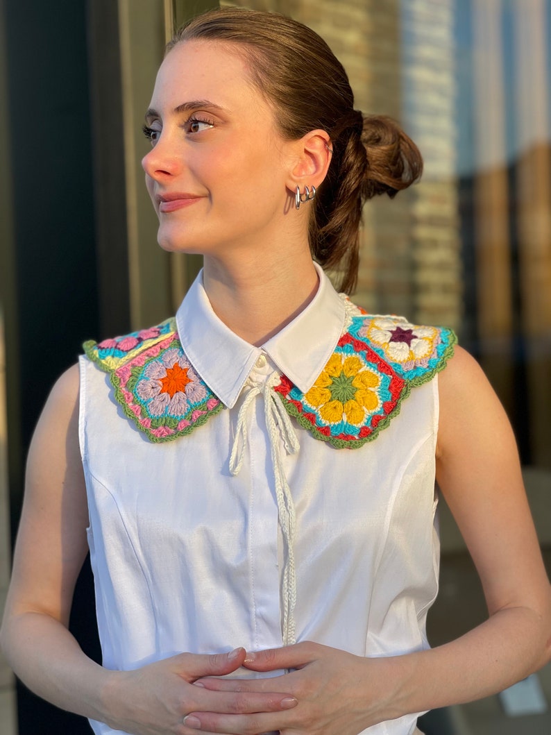 Vintage Boho Colorful Crochet Collar, Handknit Neckpiece, Retro Granny Square Woman Accessories, Motif Collar image 3