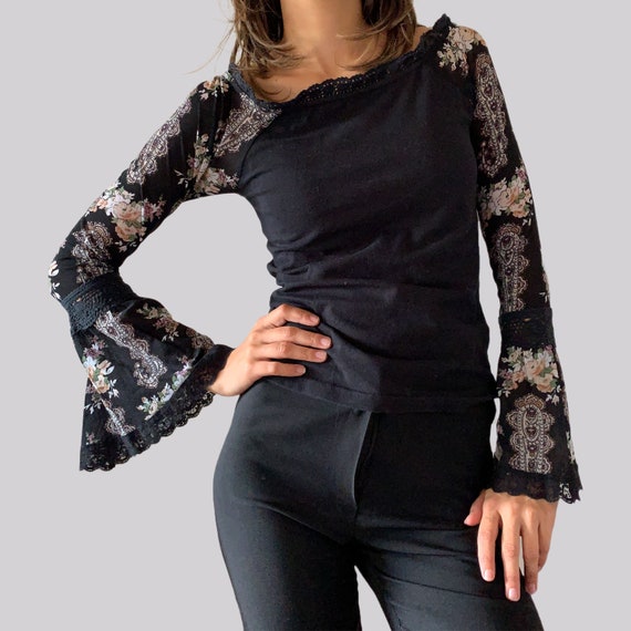 Black long sleeve 2025 shirt with bell sleeves