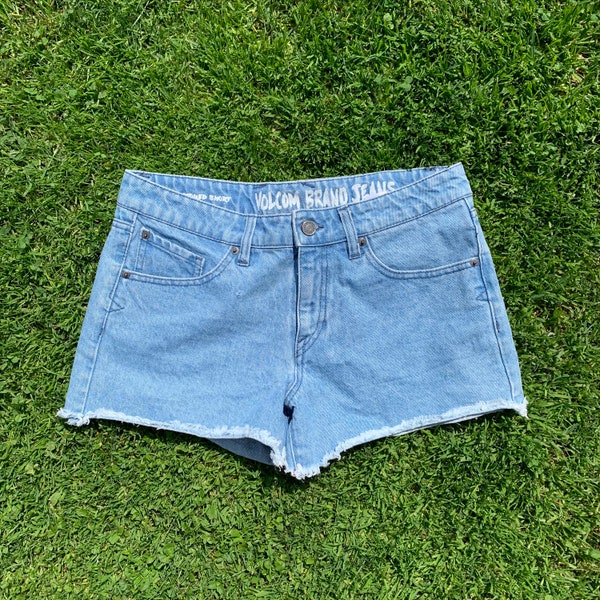 Y2K Short Jeans Short Volcom / Denim Light Blue / S/Meter Gr. 28 / coton