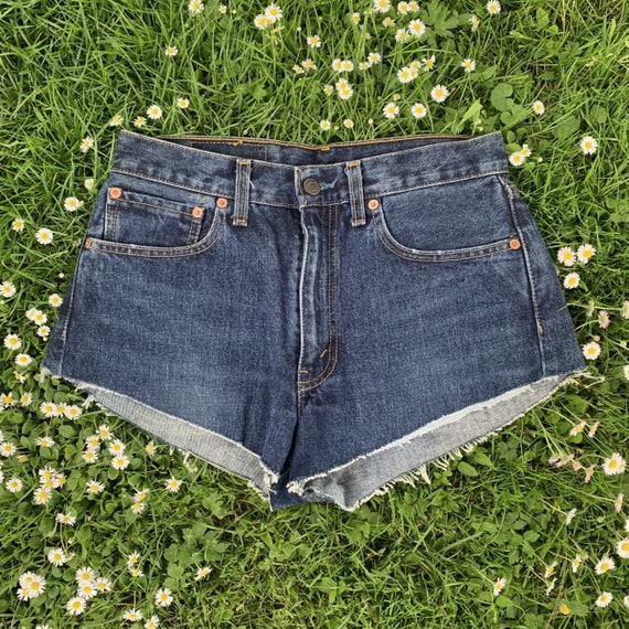 Vintage 90er Levis Jeansshorts Reworked / Denim Blau / M / Waist 30