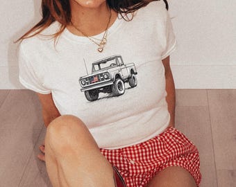 Patriotic Baby Tee Vintage Truck Crop Top USA Graphic Tee Cowgirl Shirt 4th of July Top Western Summer Shirt Retro Americana Outfit Country