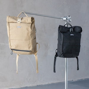 Roll Top Gewachste Baumwolle Canvas Pannier Rucksack/Rucksack Fahrrad/Fahrradtasche. Umweltfreundliches Geschenk für Radfahren / Radfahrer. Bild 1