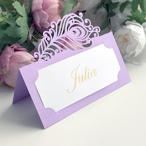Tarjeta de lugar de boda recortada SVG, tarjeta de nombre de mesa de plumas de pavo real, tarjeta de nombre de invitado, plantilla de corte Cricut Cameo Corte láser.