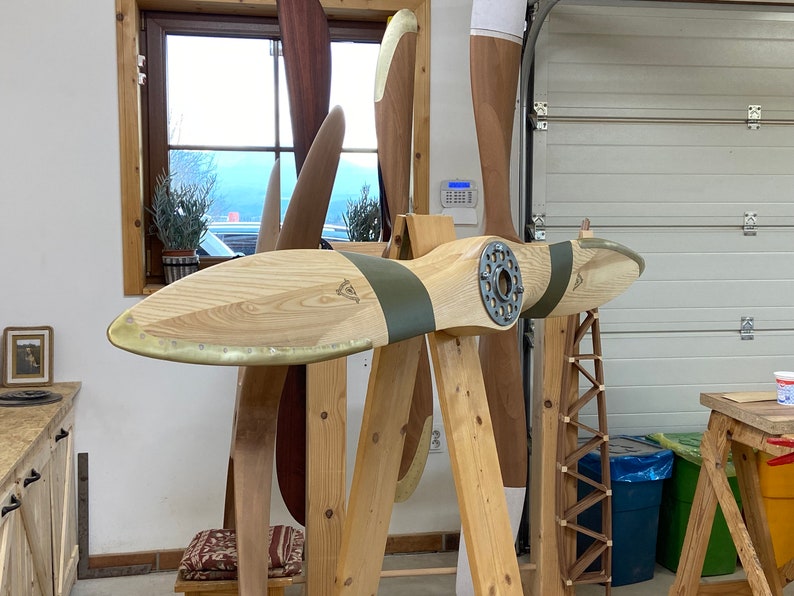 AVIA BH-33 ashwood propeller image 5