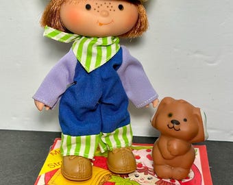 Strawberry Shortcake HUCKLEBERRY PIE With Pupcake American Greetings AGC Kenner Booklet