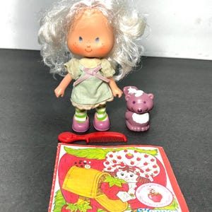 Strawberry Shortcake ANGEL CAKE With Souffle Pet American Greetings AGC Kenner 1980