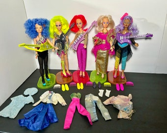 1985 Gold Rush JEM And The Holograms / Misfits Dolls And Accessories Lot Jerrica Kimber Shana Pizzazz Stormer