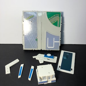 1987 Micro Machines Travel City Galoob Play Set