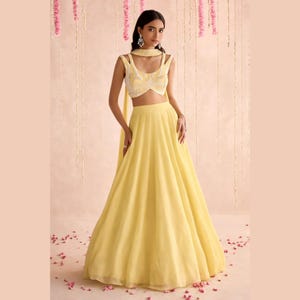 indian pastel dresses Floral Indian Dresses & Outfits for Every Occasion (2026)